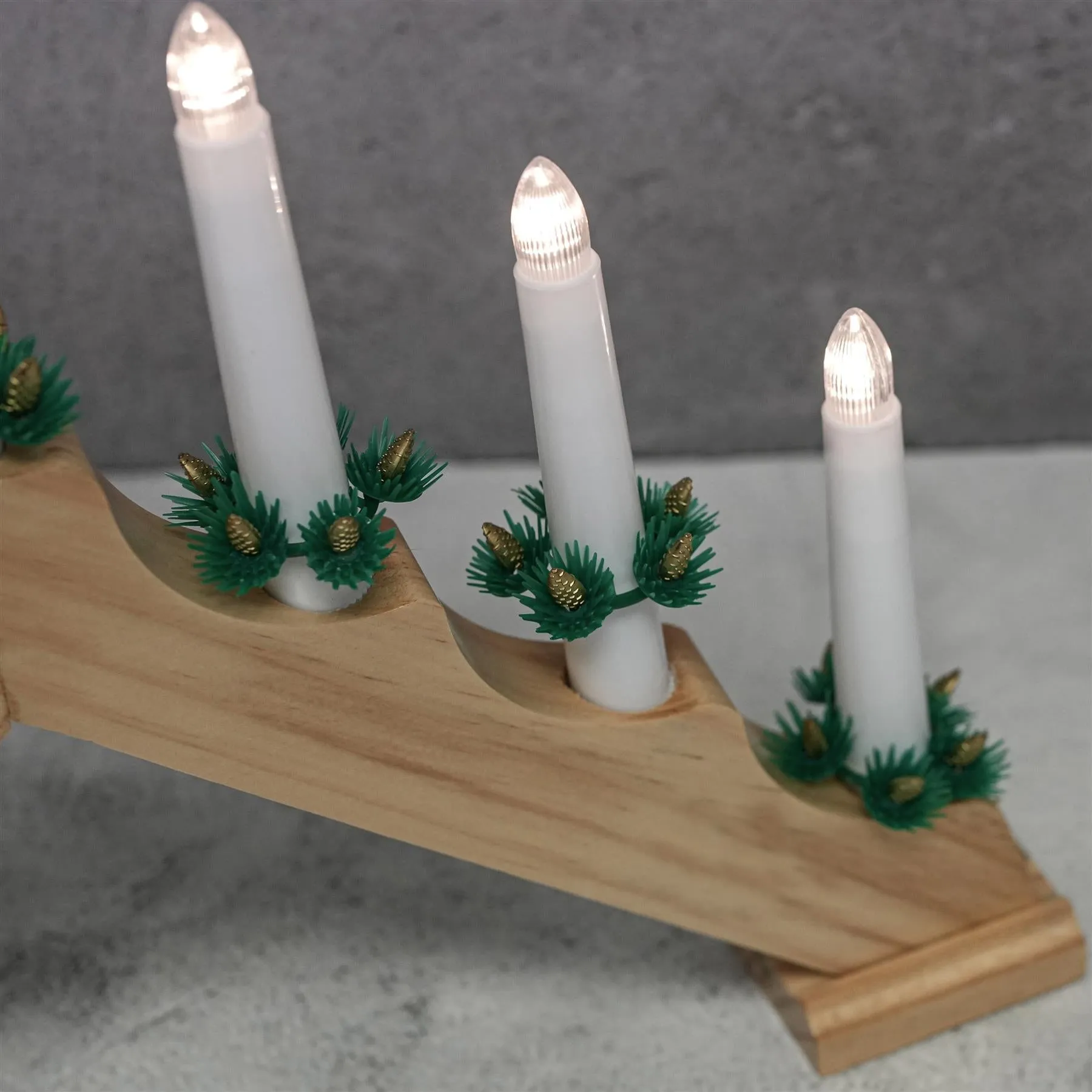 Wooden Candle Bridge With 7 Led Lights